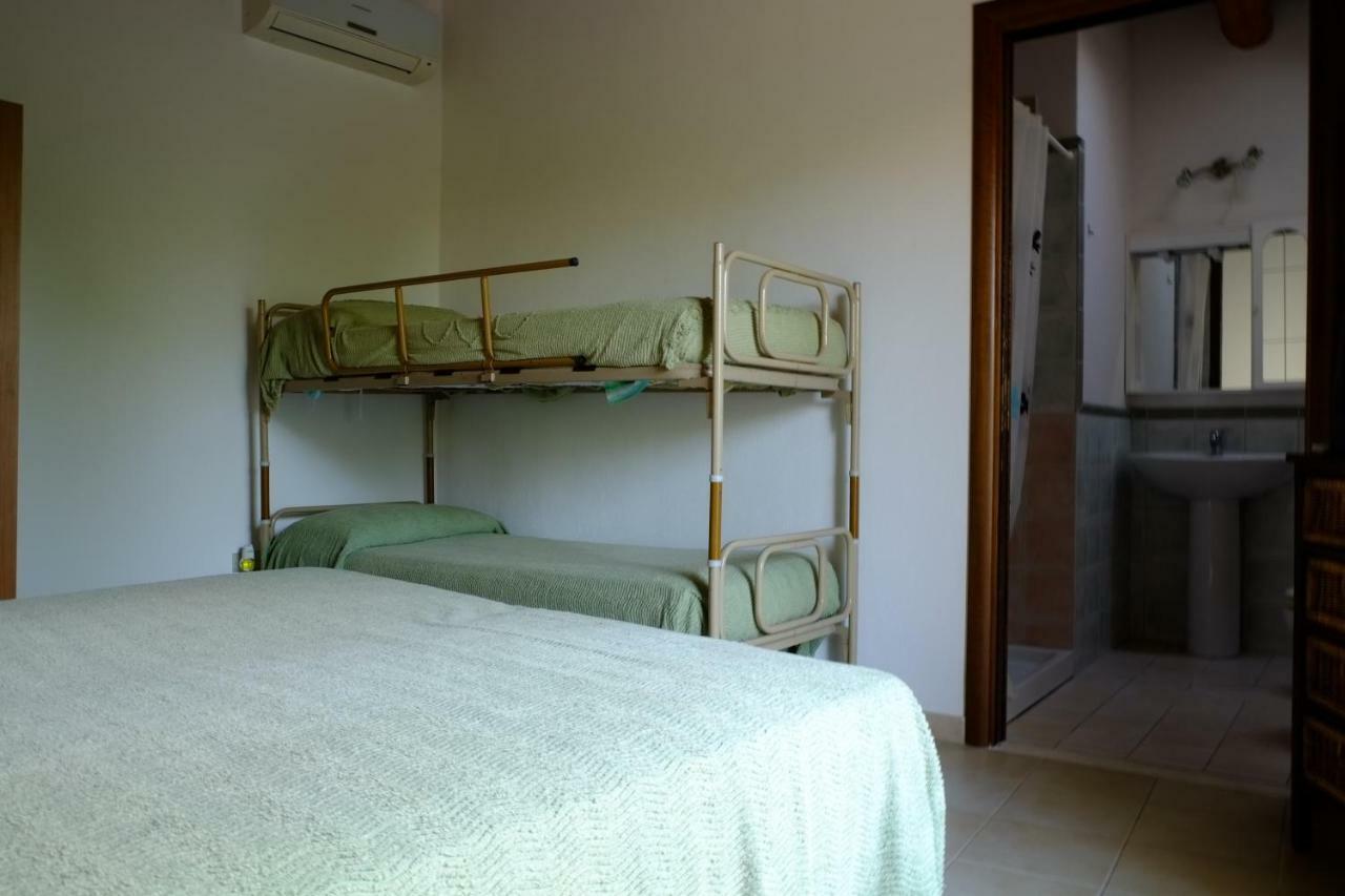 B&B Nurachi Buitenkant foto
