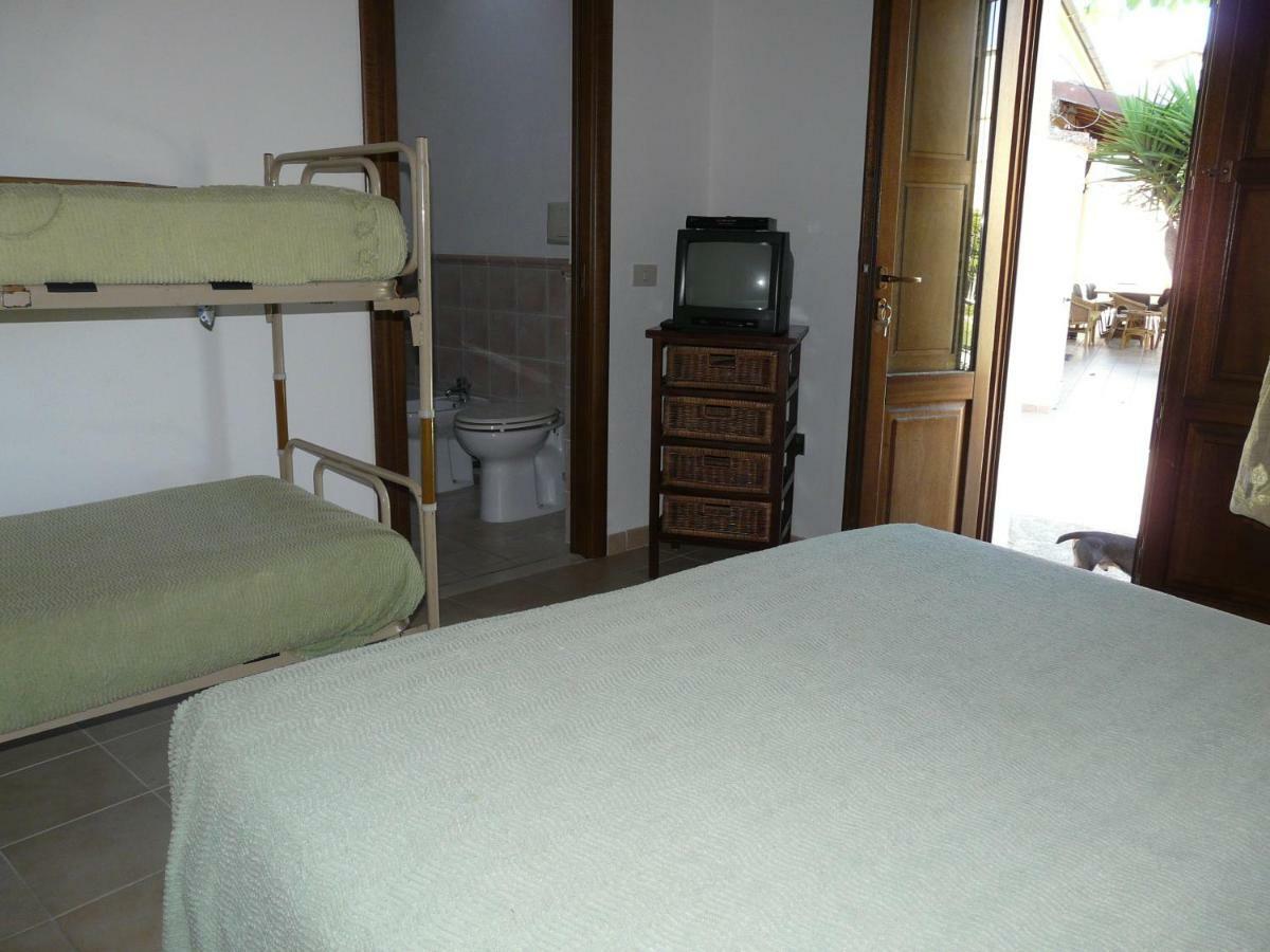 B&B Nurachi Buitenkant foto