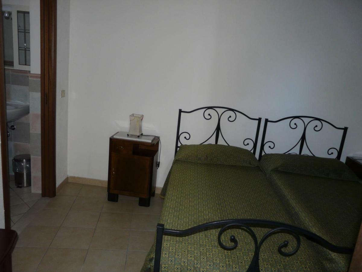 B&B Nurachi Buitenkant foto