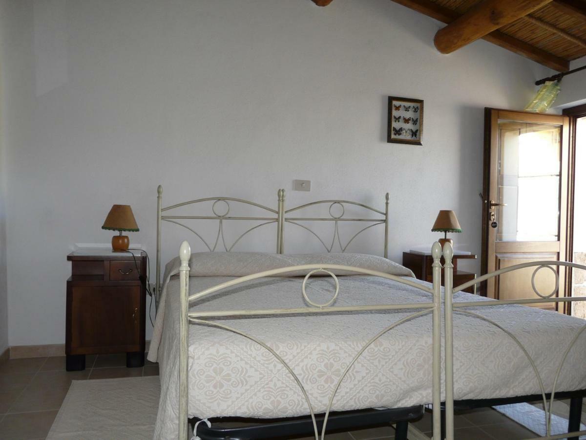 B&B Nurachi Buitenkant foto